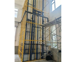 南宁导轨链条式升降货梯