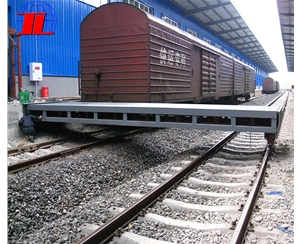 南宁伸缩铁路跨桥